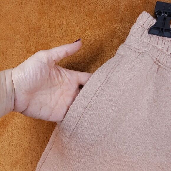 LUNYA Womens Shorts XS Tan Pull On Sweat Bermuda Pockets DOUBLE FACED $148 - Picture 4 of 10